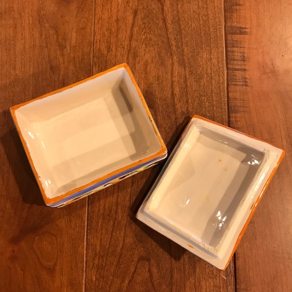 VINTAGE/ANTIQUE ITALIAN CERAMIC POTTERY TRINKET BOX W/LID AND COASTERS - Picture 3 of 6